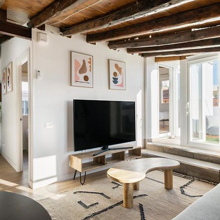 Appartement Atico Con Terraza En Lavapies Alquiler Temporal à Madrid Extérieur photo